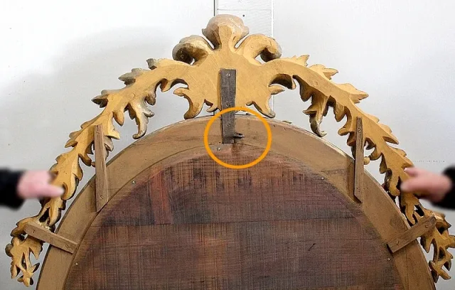 Important Miroir Doré Ovale, époque Napoléon III – XIXe