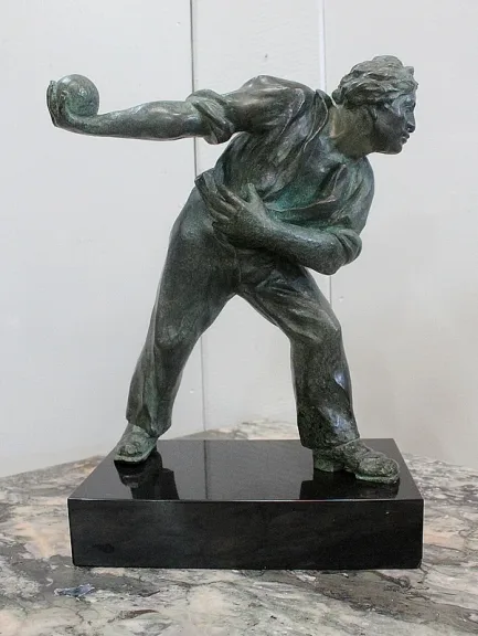 BRONZESKULPTUR