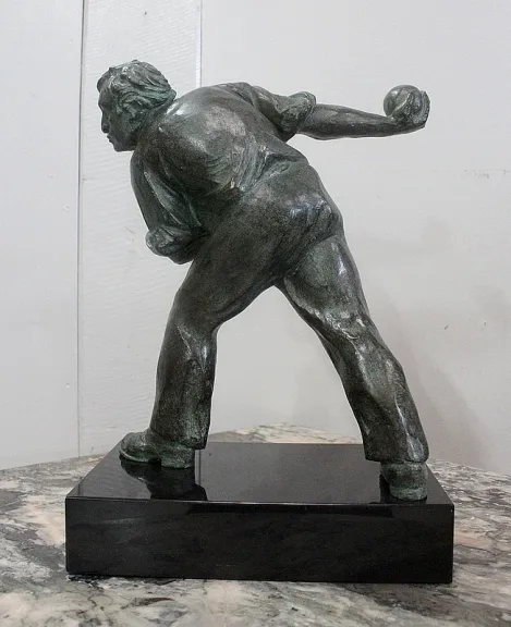 BRONZESKULPTUR