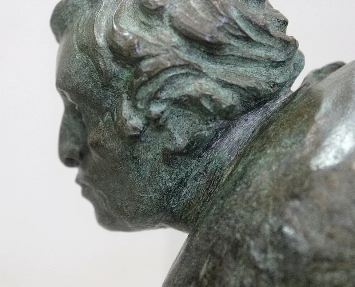 BRONZESKULPTUR