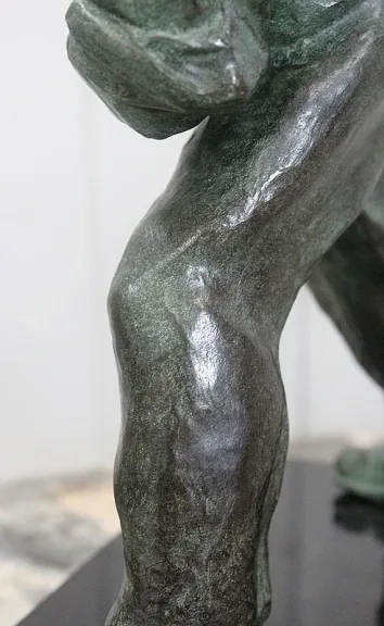 BRONZESKULPTUR
