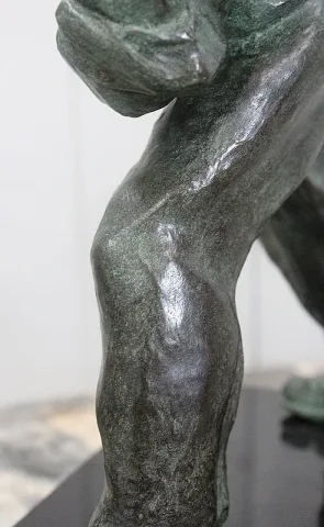 Bronze à Patine Verte, « Le Joueur de Boules » – Début XXe