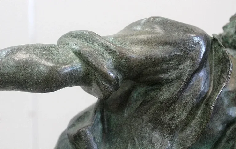 BRONZESKULPTUR
