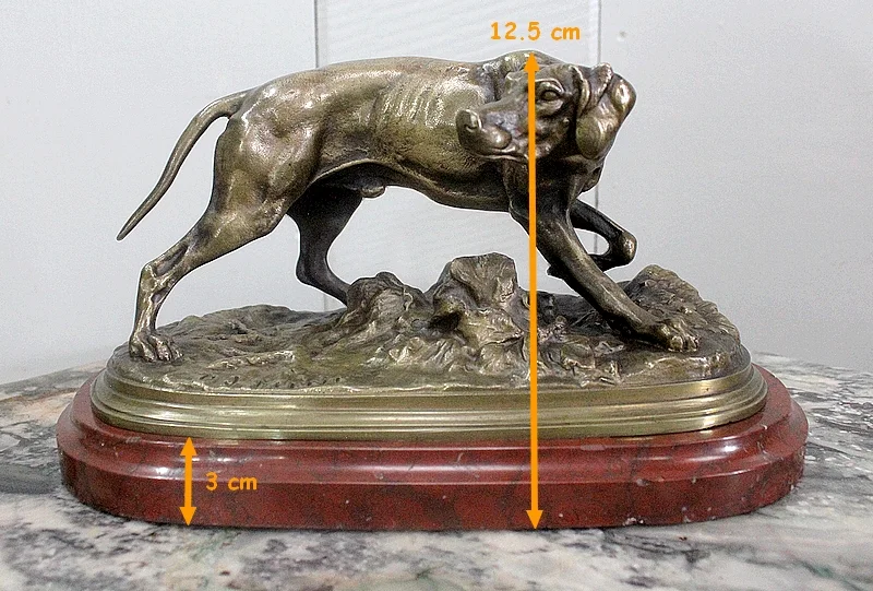 BRONZE DOG von PJ MENE