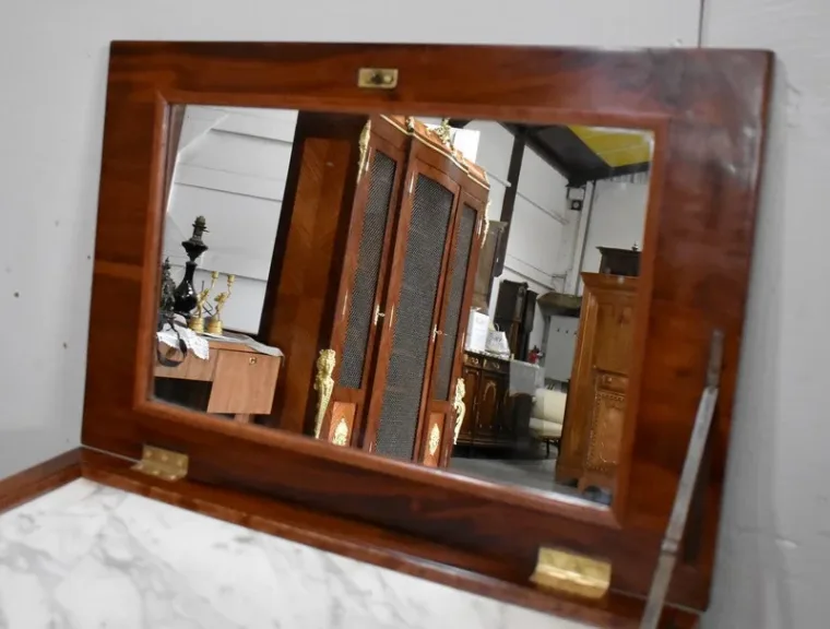LOUIS XVI PERIODE KLEEDTAFEL