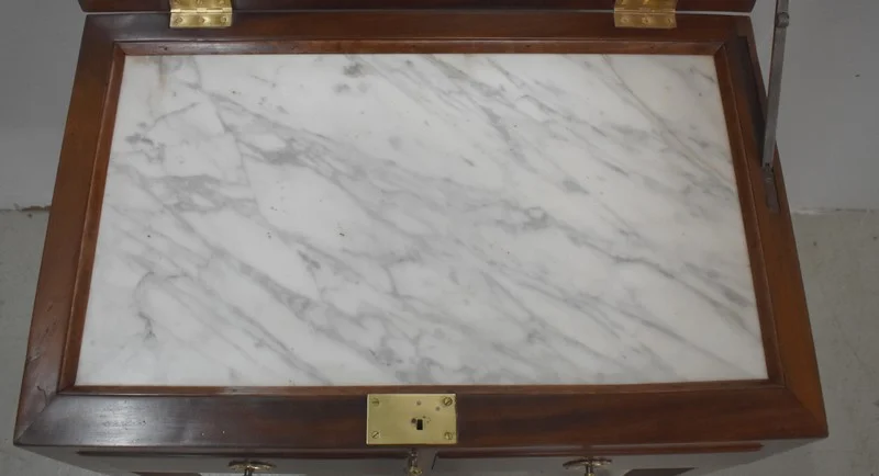 Poudreuse en Acajou, époque Louis XVI – Fin XVIIIe
