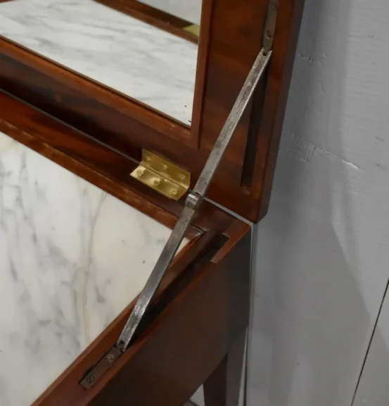 LOUIS XVI PERIODE KLEEDTAFEL