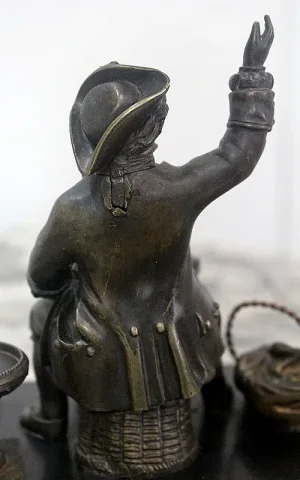 BRONZEN INKSTAND