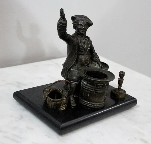 BRONZEN INKSTAND