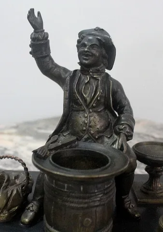 BRONZEN INKSTAND