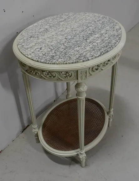 Guéridon en Bois Réchampi et Cannage, style Louis XVI – 1920