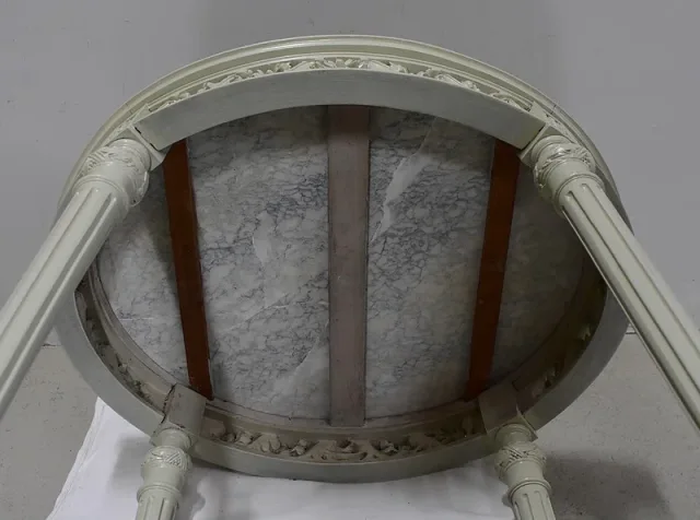 Guéridon en Bois Réchampi et Cannage, style Louis XVI – 1920