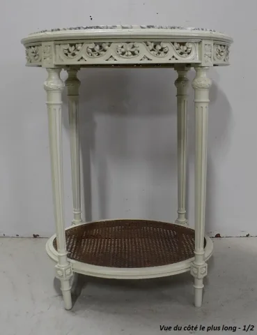 Guéridon en Bois Réchampi et Cannage, style Louis XVI – 1920