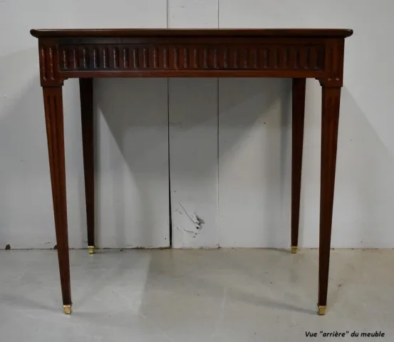 Petite Table de Cabaret en Acajou de Cuba, époque Louis XVI – XVIIIe