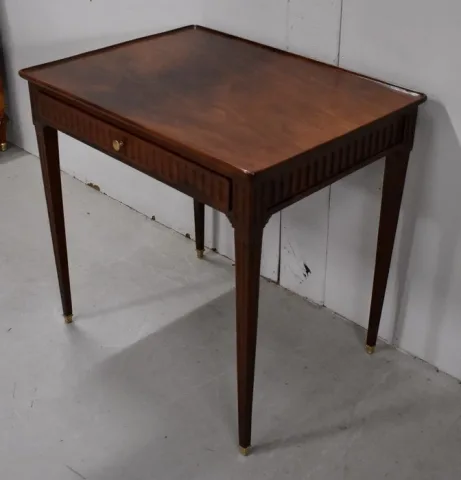 Petite Table de Cabaret en Acajou de Cuba, époque Louis XVI – XVIIIe