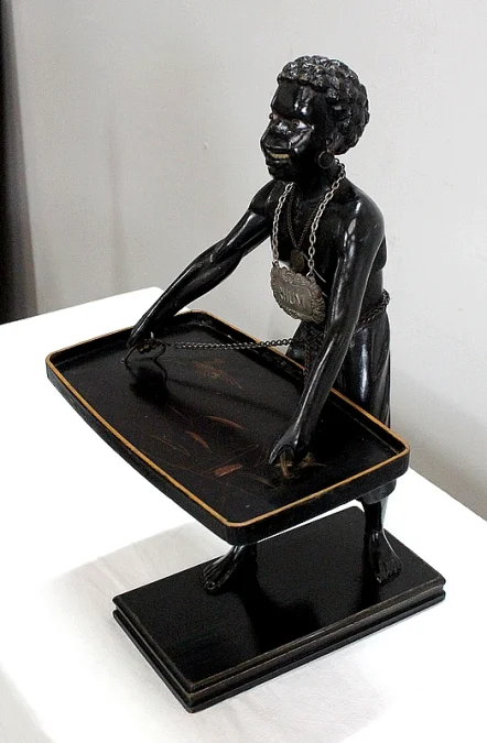 NAPOLEON III PERIOD TABLE DISPLAY UNIT