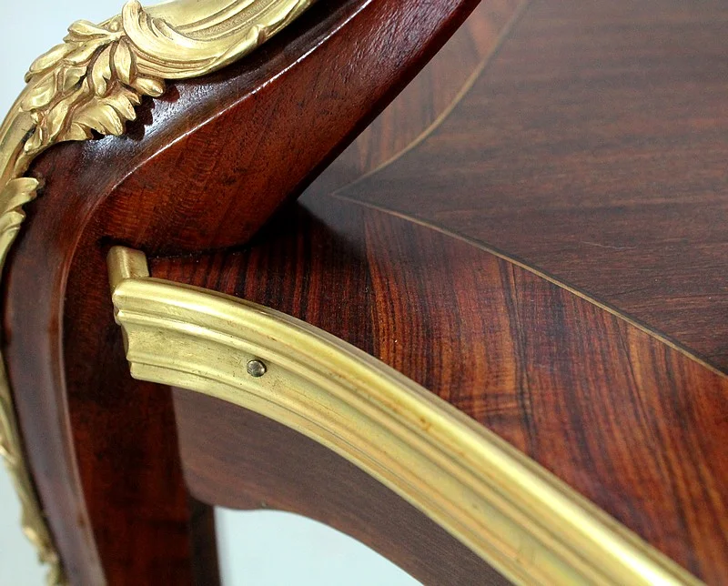 LOUIS XV STIJL THEETAFEL