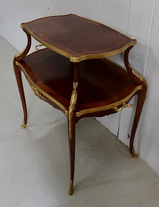 Table à Thé en Marqueterie, style Louis XV – Début XXe