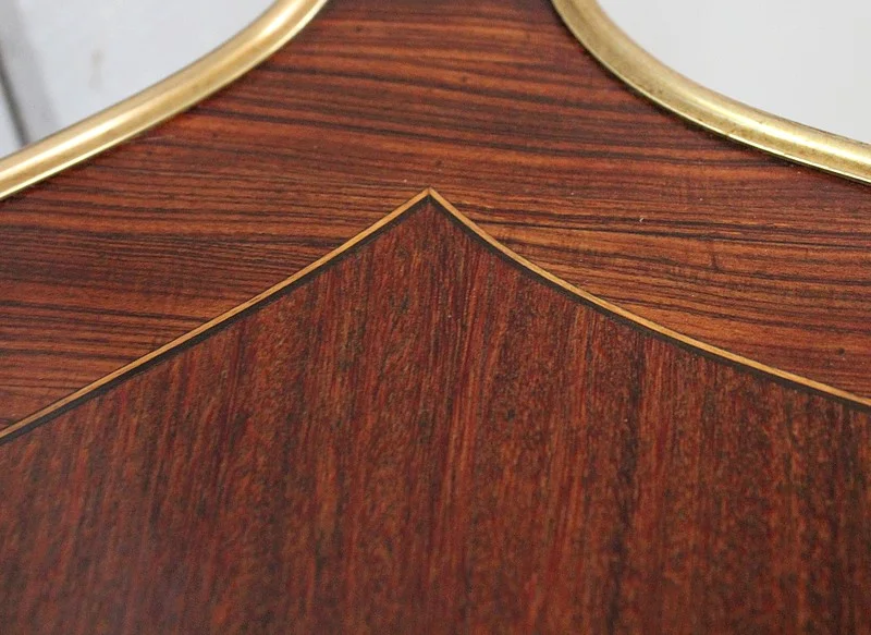 Table à Thé en Marqueterie, style Louis XV – Début XXe
