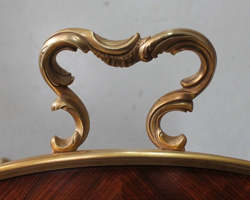 LOUIS XV STIJL THEETAFEL
