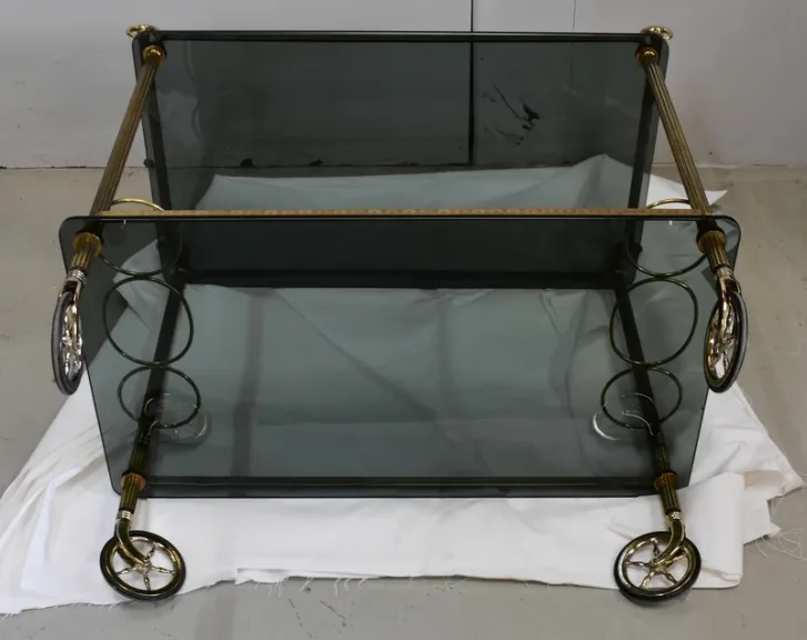 Table Roulante de Service en Laiton et Verre Fumé – 1970