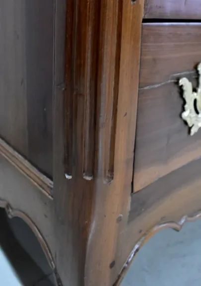 Commode de Port de Propriété, époque Louis XV – Fin XVIIIe