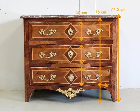Petite Commode en Bois If et Cormier, style Louis XIV – XVIIIe