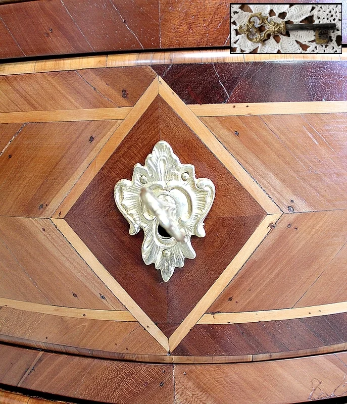 LOUIS XIV STYLE CHEST OF DRAWERS