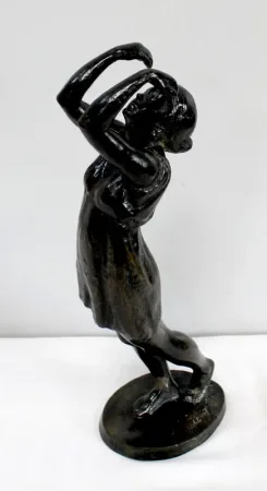 BRONZE TÄNZER