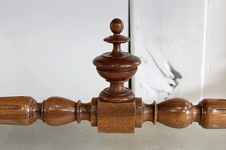 MESA DE ESCRITURA DE NOGAL