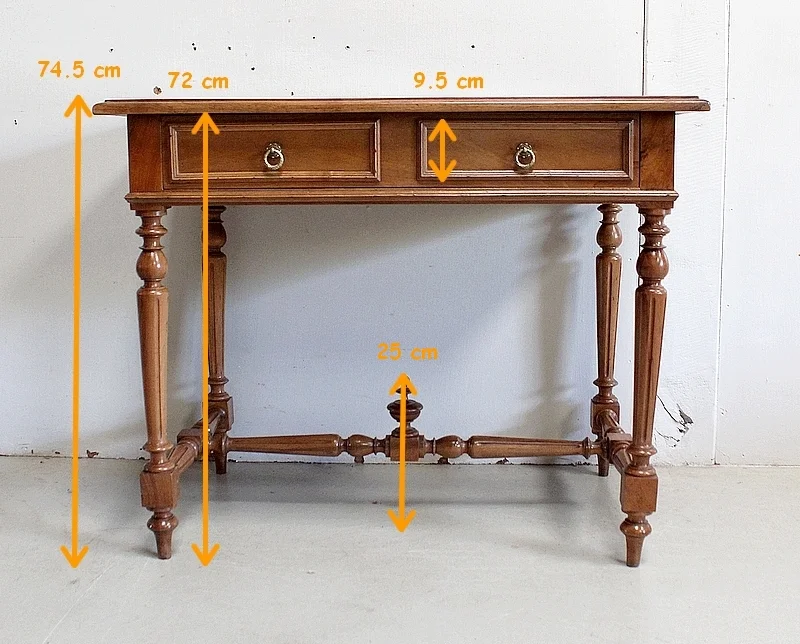 Petite Table Bureau en Noyer massif – 1920