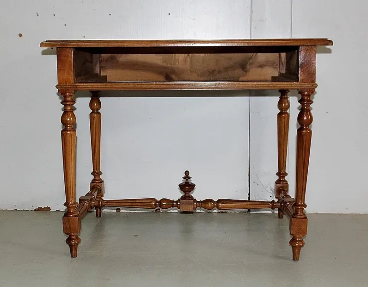 MESA DE ESCRITURA DE NOGAL