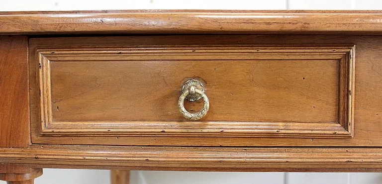 MESA DE ESCRITURA DE NOGAL
