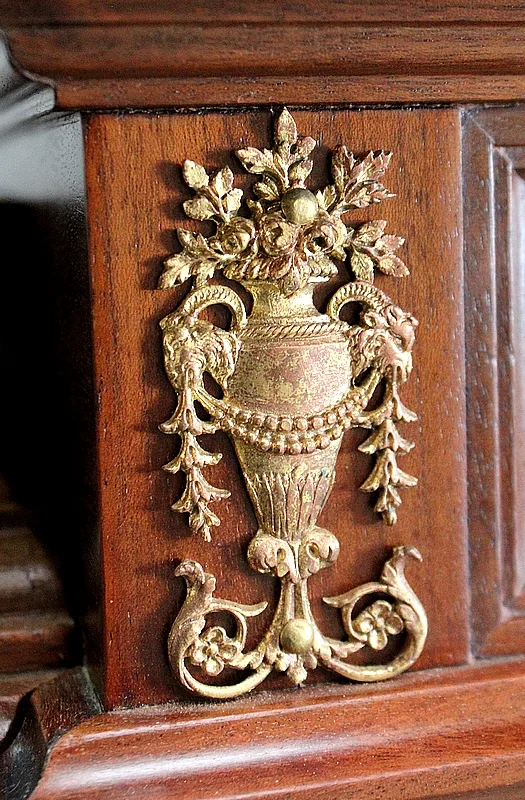 LIBRERIA IN STILE LOUIS XVI