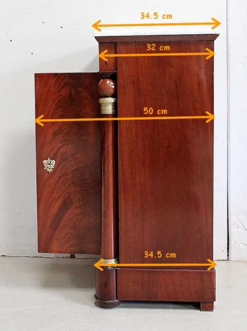FRANZÖSISCHE REICHZEIT BEDSIDE TABLE