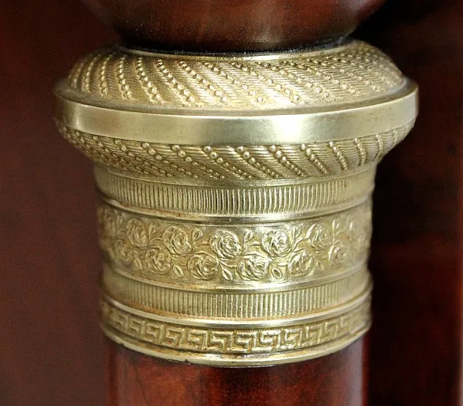 Chevet en placage d’Acajou de Cuba, époque Empire – 1ère partie XIXe