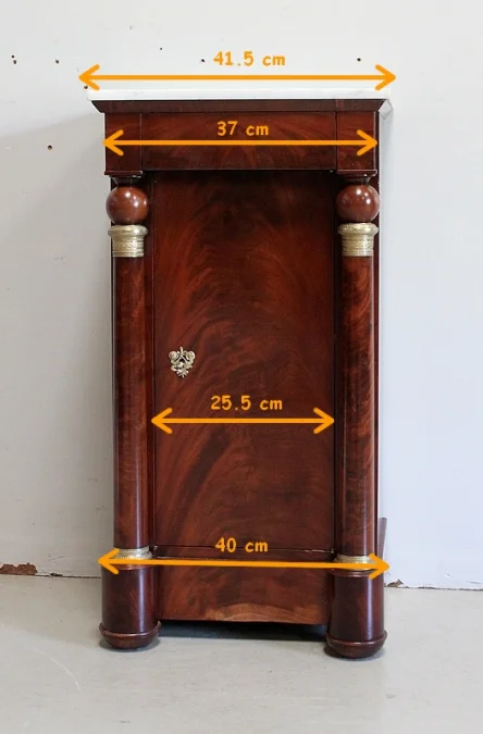 FRANZÖSISCHE REICHZEIT BEDSIDE TABLE