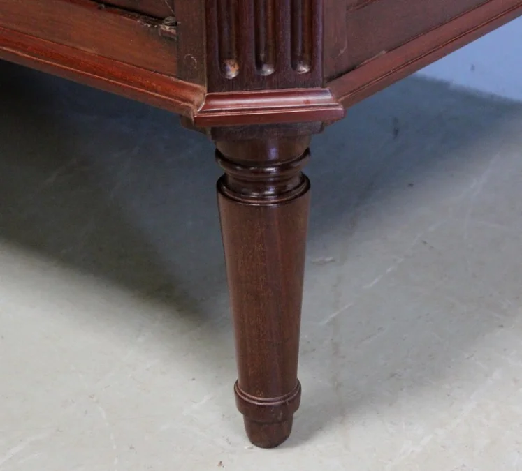 БОКОВАЯ ПАНЕЛЬ LOUIS XVI PERIOD