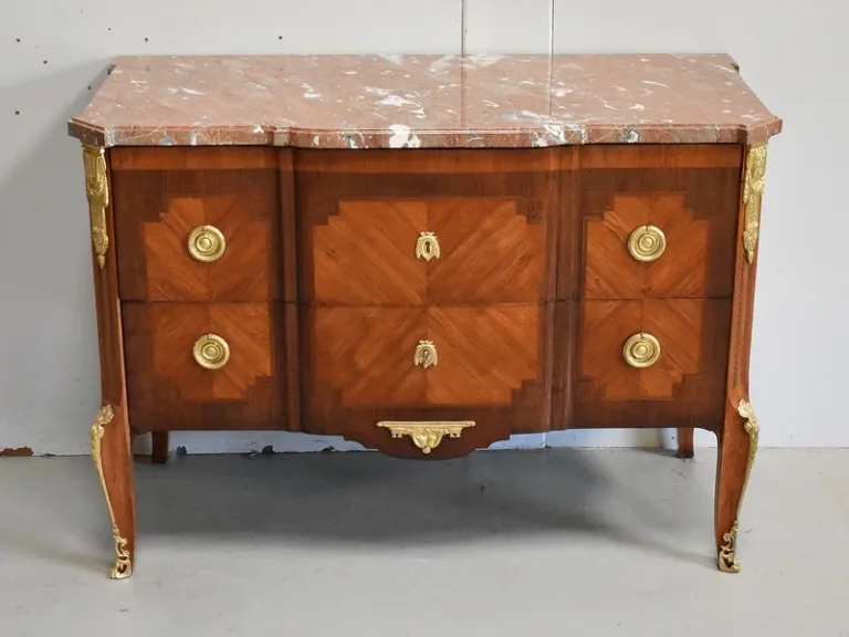Commode Sauteuse en Bois de Rose et Bois de Violette, Transition Louis XV / Louis XVI – 2ème partie XIXe