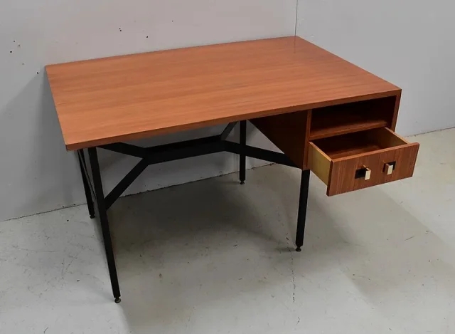 VINTAGE DESK