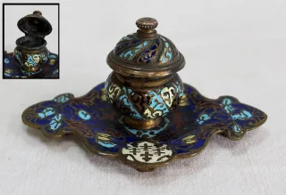 Petit Encrier en Bronze et Émaux Cloisonnés – XIXe