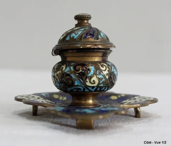 Petit Encrier en Bronze et Émaux Cloisonnés – XIXe