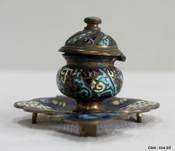 Petit Encrier en Bronze et Émaux Cloisonnés – XIXe