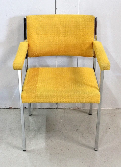 VIER VINTAGE STÜHLE
