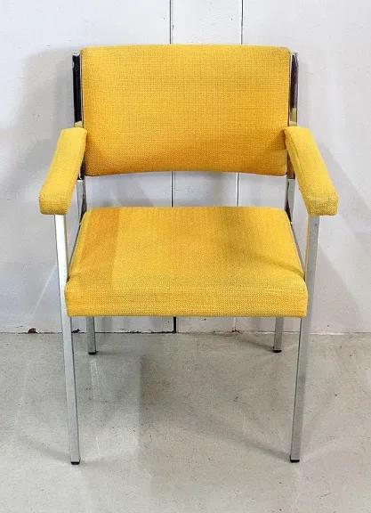 Suite de 4 Fauteuils en Métal Chromé – 1970