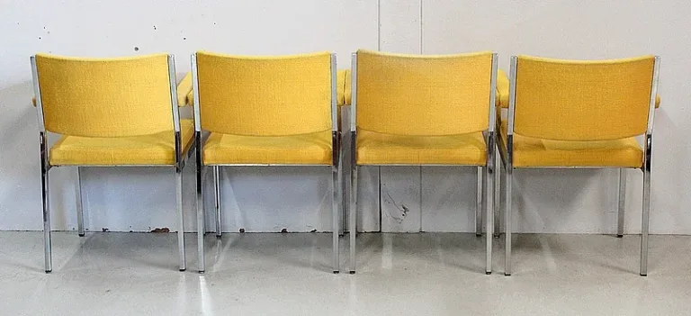 Suite de 4 Fauteuils en Métal Chromé – 1970