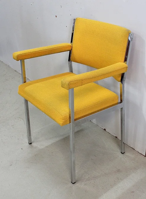 VIER VINTAGE STÜHLE