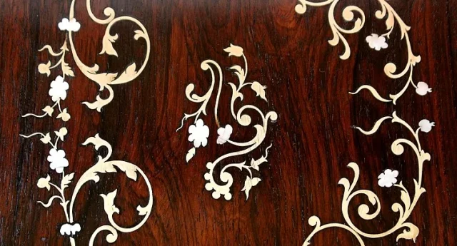 NAPOLEON III PERIODE DROP LEAF TAFEL