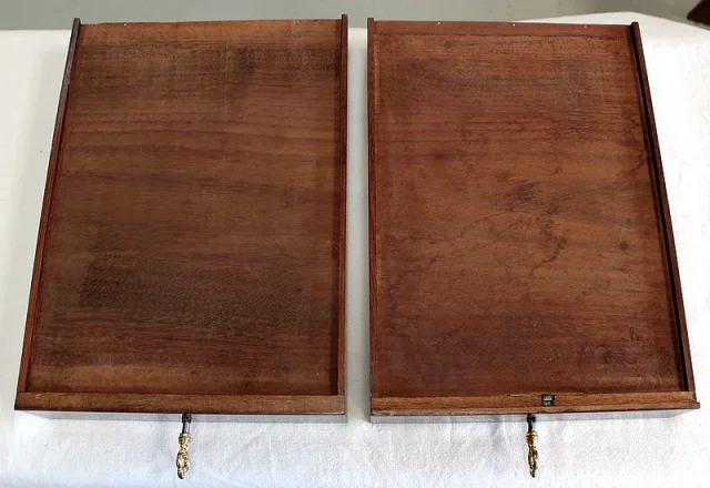 NAPOLEON III PERIODE DROP LEAF TAFEL