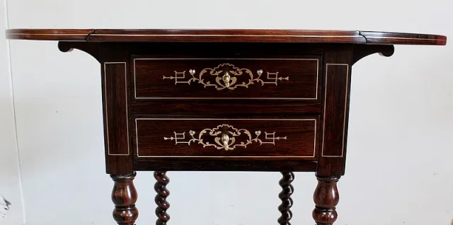 NAPOLEON III PERIODE DROP LEAF TAFEL